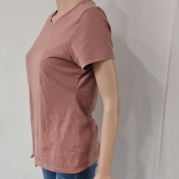 Guess Women's Mauve Short Sleeve Tee - Picture 4 of 6